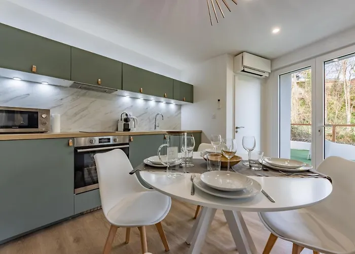 Apartmán Le Duplex - Clim - Parking - Netflix - Nestor & Margot