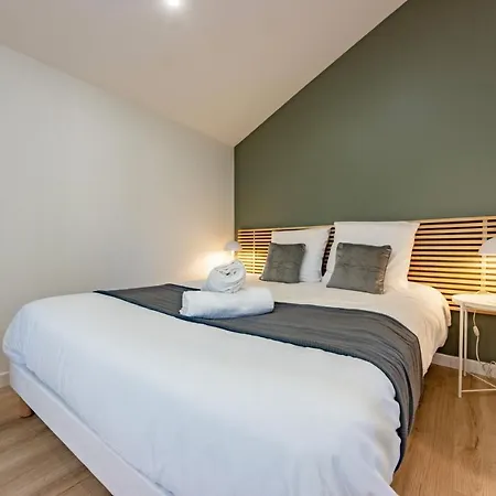 Apartment Le Duplex - Clim - Parking - Netflix - Nestor & Margot