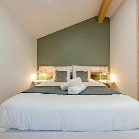 Le Duplex - Clim - Parking - Netflix - Nestor & Margot Apartment *